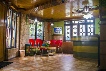 hotel_rooms
