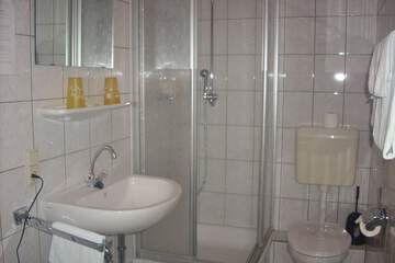 Bathroom shower