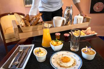Breakfast meal