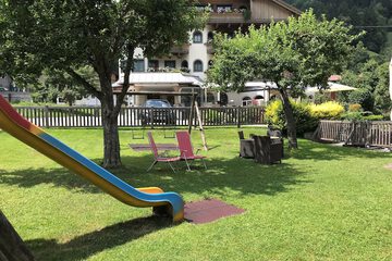 Children's play area - outdoor