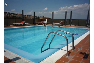 Rooftop pool