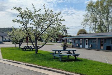 BBQ/picnic area
