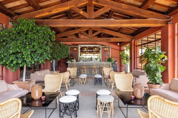 Snack bar