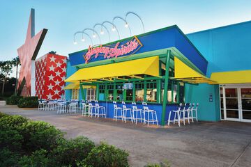 Poolside bar