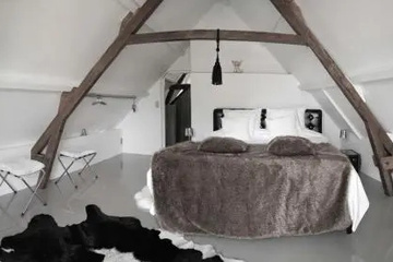 guest_rooms