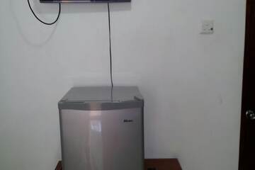 Mini-refrigerator