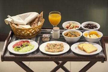 Breakfast meal