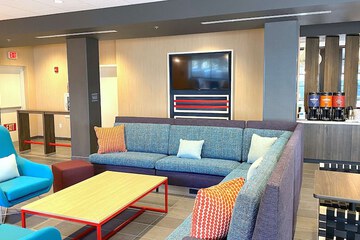 Hotel Interior 13 of 48