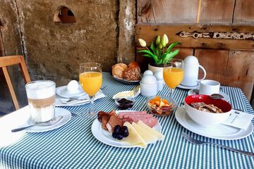 Breakfast meal