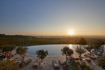 Infinity pool