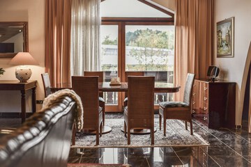 In-room dining