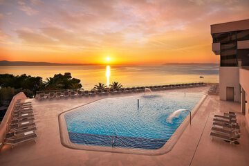 Infinity pool
