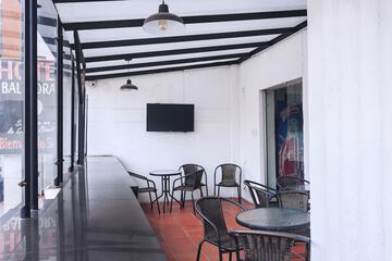 Coffee shop