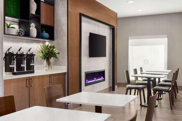 Breakfast/Coffee Service 27 of 31