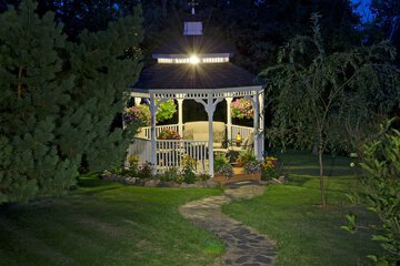 Hotel Exterior 52 of 53