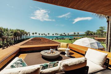 Beach/ocean view