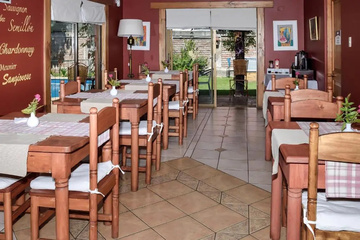 restaurant