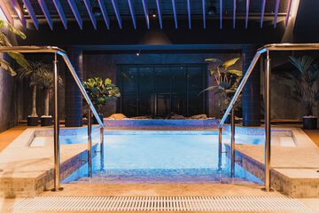 Jetted tub