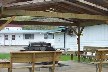 BBQ/picnic area