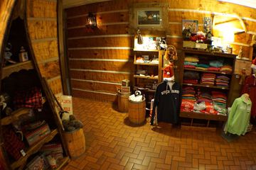 Gift shop