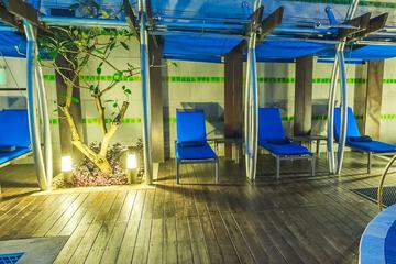 Sundeck