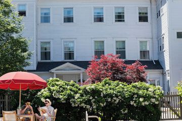 The Red Lion Inn