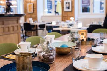 Breakfast area