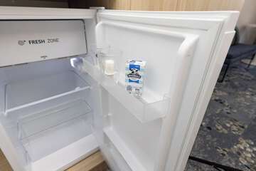 Mini-refrigerator