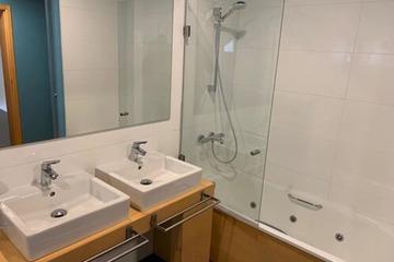 Jetted tub