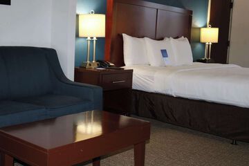 Room 33 of 51