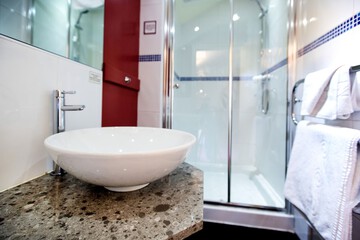 Bathroom sink