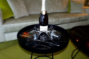 Champagne service