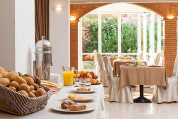 Breakfast area