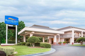 Baymont by Wyndham Mobile / I-65