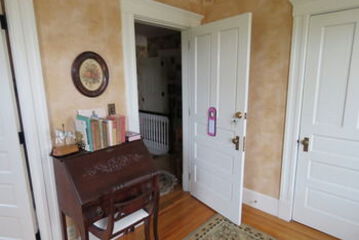 In-Room Business Center