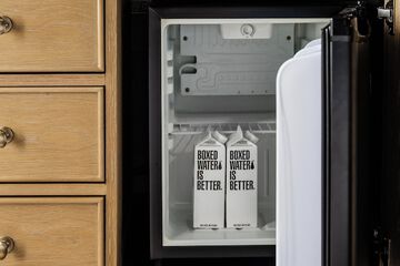 Mini-refrigerator