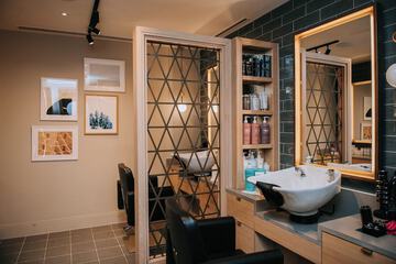 Hair salon