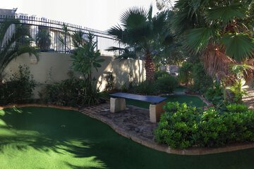 Mini-golf