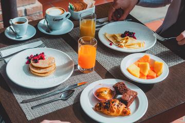 Breakfast meal