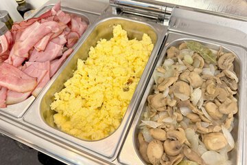 Breakfast buffet