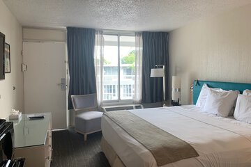 Room 62 of 90