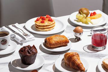 Breakfast buffet