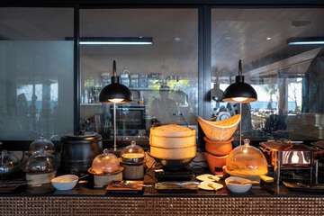 Breakfast buffet