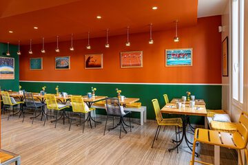 Breakfast area