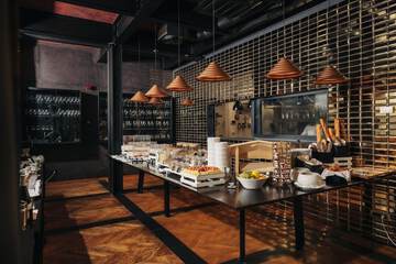Breakfast buffet