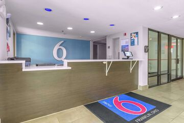 Motel 6 Franklin OH