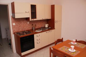 Photo 50