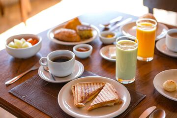 Breakfast meal