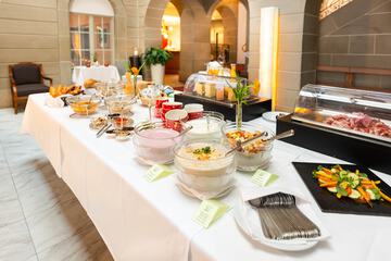 Breakfast buffet