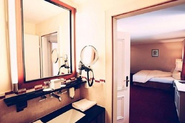 Bathroom amenities